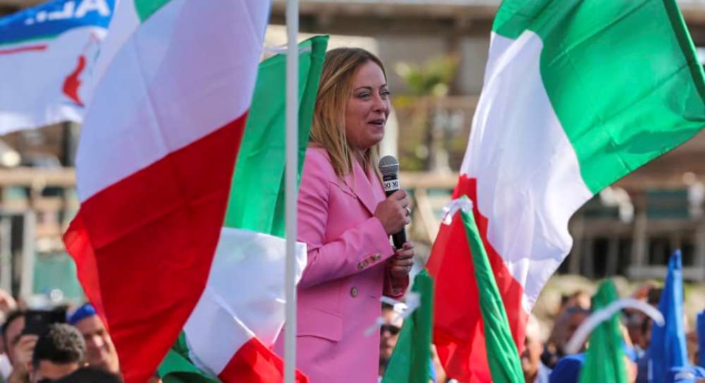 Qendra e djathte drejt fitores se zgjedhjeve ne Itali, Meloni kryeministrja e re
